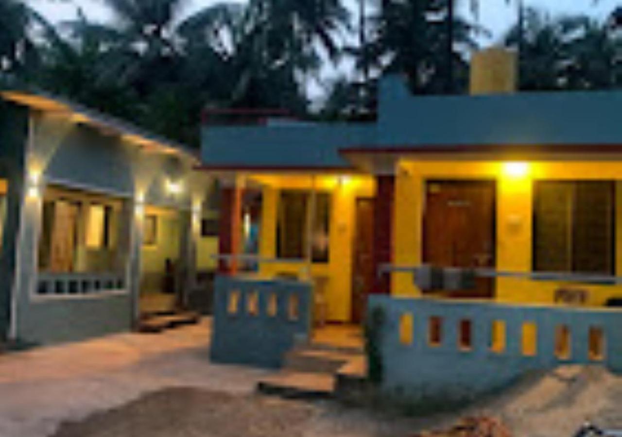 Om Shanti Paradise Гокарна Екстер'єр фото